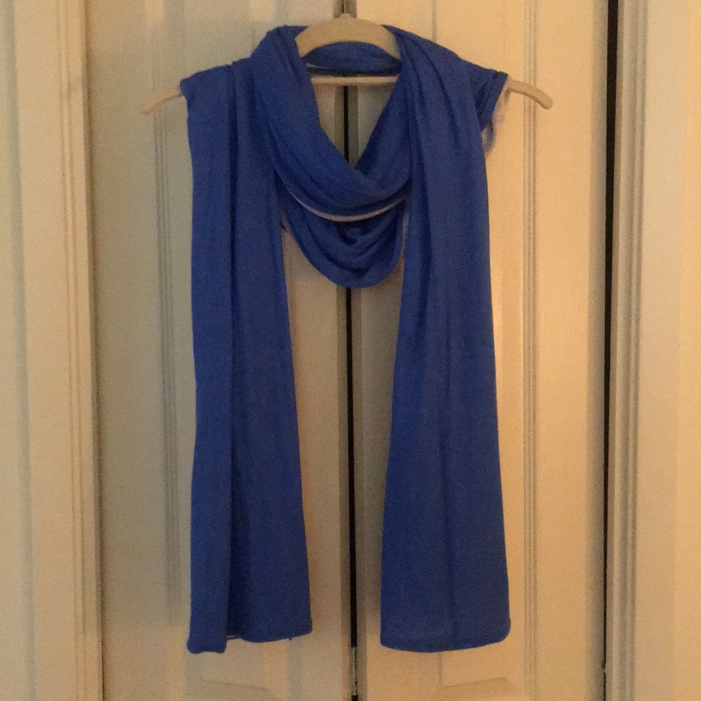 Gap Scarf